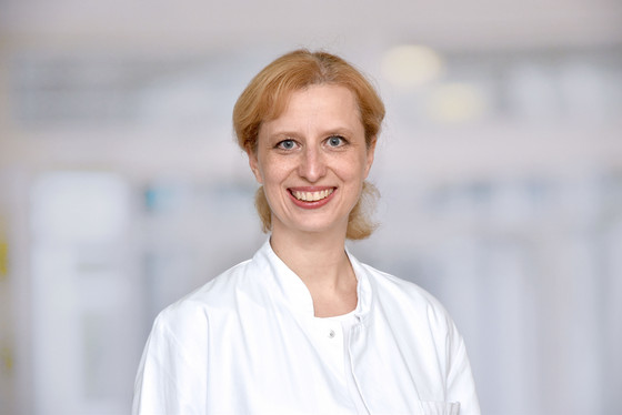 Priv.-Doz. Dr. Enikö Berkes Priv.-Doz. Dr. Enikö Berkes