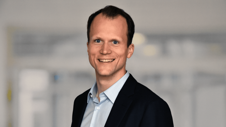Prof. Dr. Rüdiger Klapdor Prof. Dr. Rüdiger Klapdor