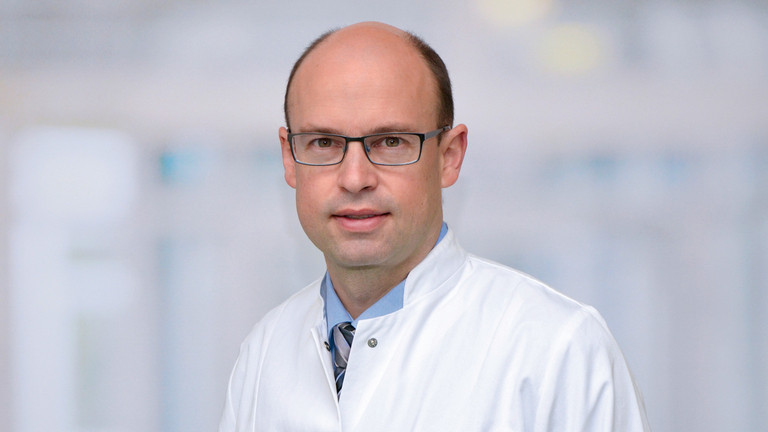 Prof. Dr. med. Ernst von Dobschütz, Chefarzt, Zentrum für Endokrine Chirurgie, Ärztlicher Direktor, Evangelisches Amalie Sieveking Krankenhaus